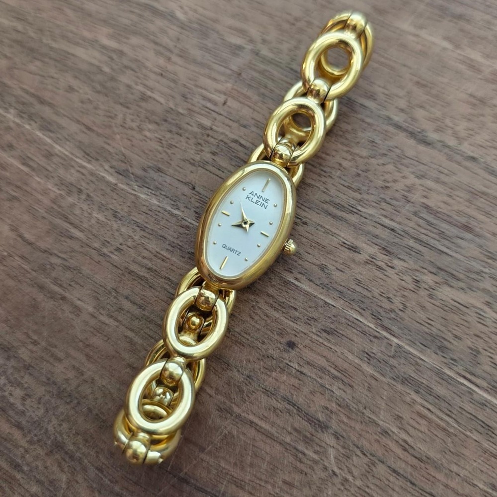 Anne Klein Vintage Gold Chain Bracelet Watch Oval Face 11/7790-1